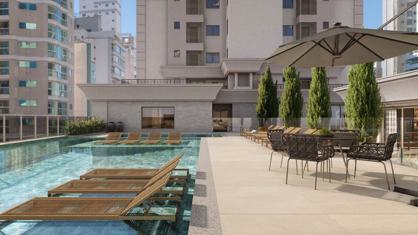 Piscina e área de lazer